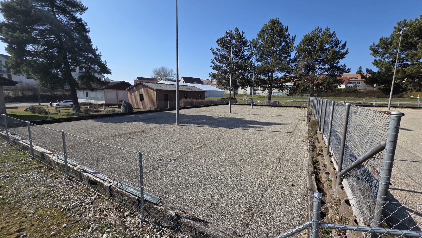 Vue du boulodrome de Froideville