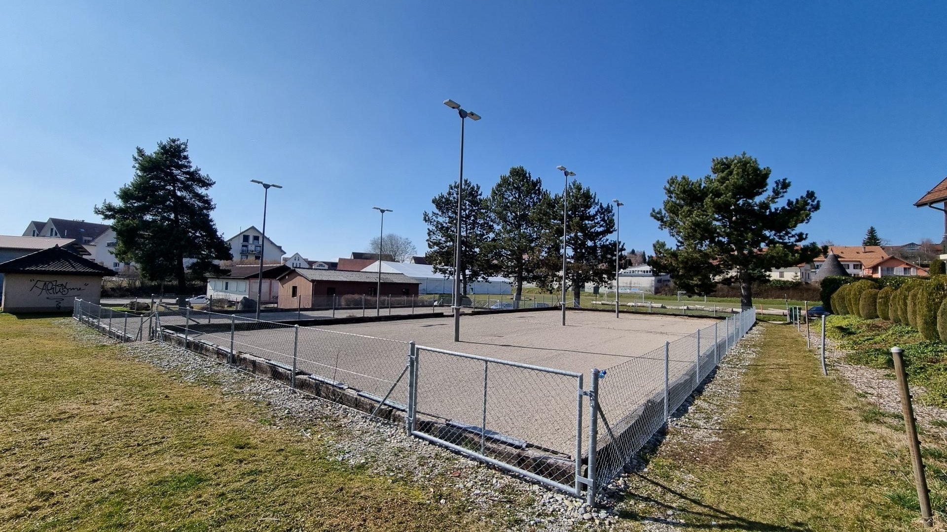 Vue du boulodrome de Froideville